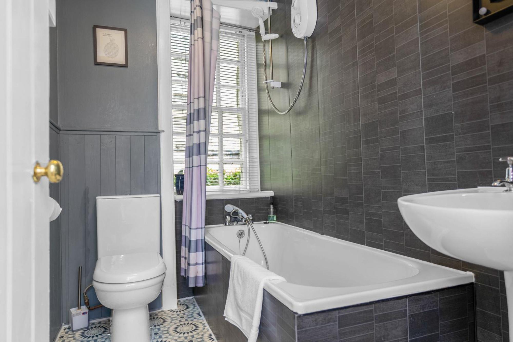 Charming Apartment In The Old Town Edinburgh Luaran gambar